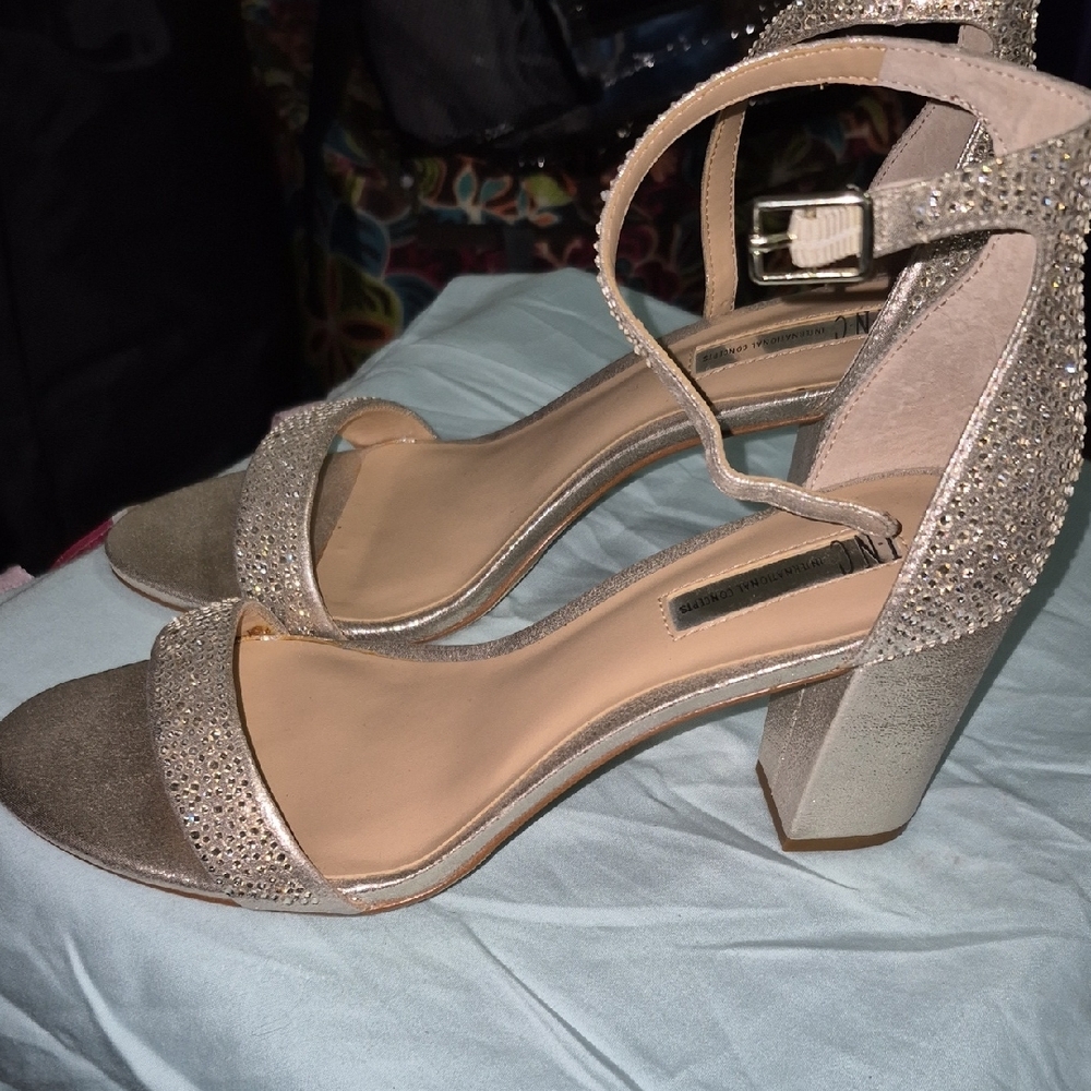 International Concepts INC Women's Glitter Block Heel Sandals in  Gold - Picture 2 of 4